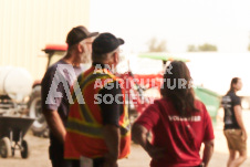 ete's Photography - Equine photography of various equine events at the Ancaster Fair including riding, driving, single carts and six draft horse hitches.