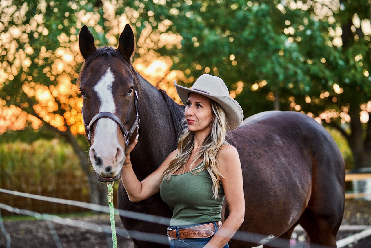 Woman Portrait - Ashley - Vibe Goderich